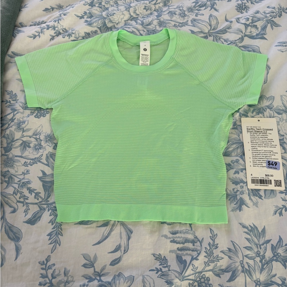 Lululemon Athletica Mint Green Crop Top